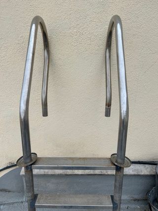 Escalera piscina acero inoxidable 5 peldaños