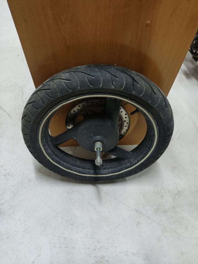 Llanta motoTubeless