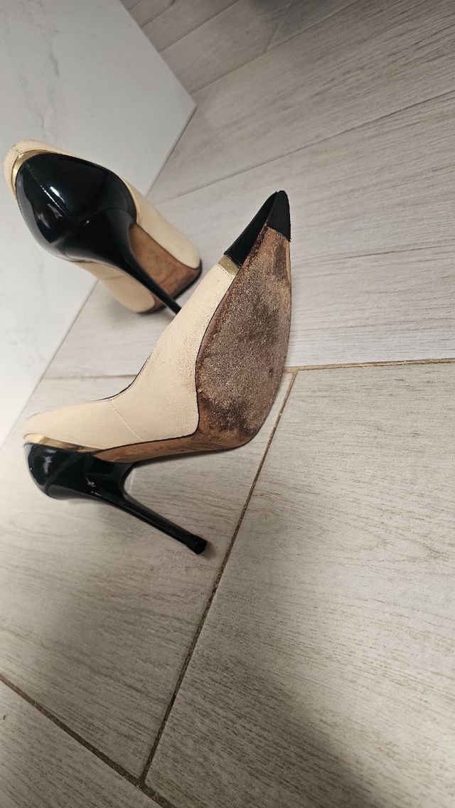 Stilettos Jimmy Choo beige-negro