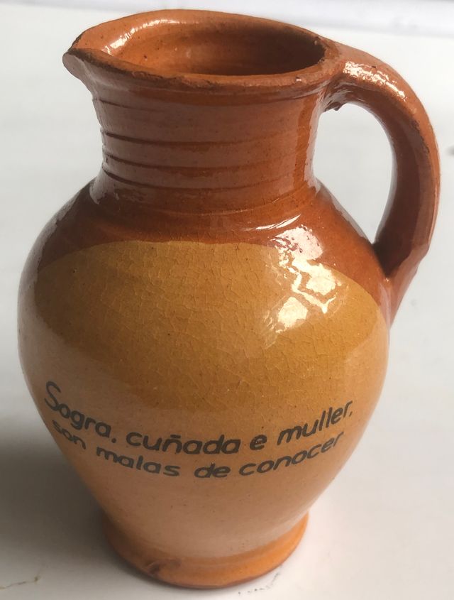 Jarra barro miniatura antigua