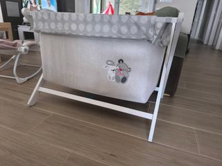 Minicuna blanca plegable