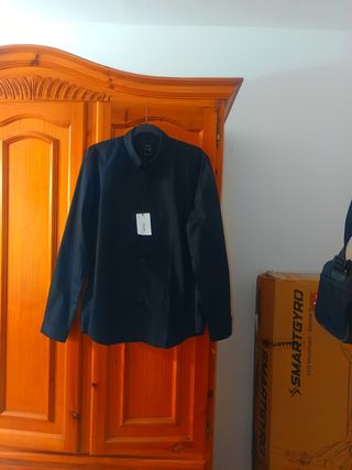 Camisa negra talla L nueva sin estrenar