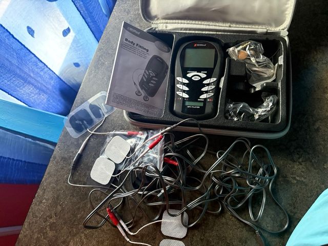 Elettrostimolatore HiMed Body Fitting + MP3