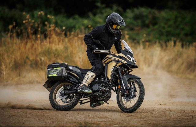 MITT DESERT 125 Motocicleta