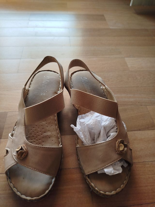 Sandali beige donna 37