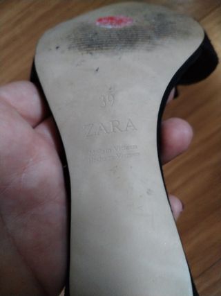 Zapatos Zara tacón bajo negros 39
