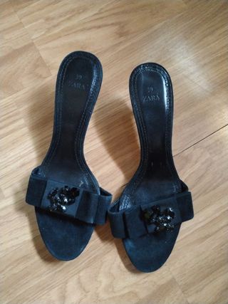 Zapatos Zara tacón bajo negros 39