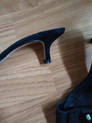 Zapatos Zara tacón bajo negros 39