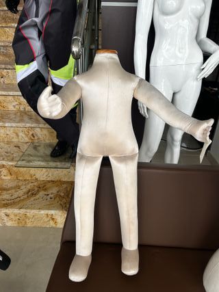 Maniquí niño tela - Expositor ropa