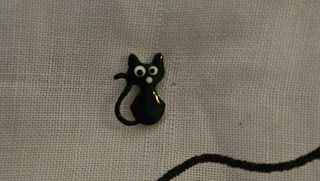 Orecchino gatto nero