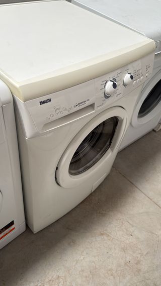 Lavadora Zanussi 6 kg A+++ blanco 2a Mano
