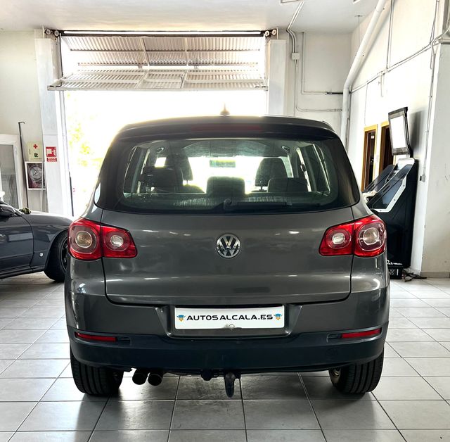 Volkswagen Tiguan 2011