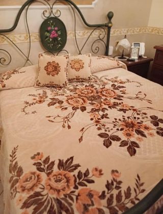 Coperta Matrimoniale Ciniglia Beige-Marrone 