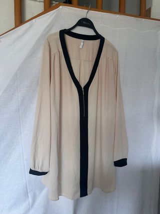 Blusón beige y negro - Talla XL