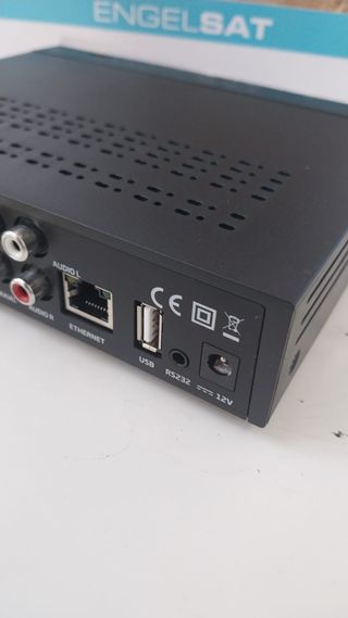 Engel RS8100Y Receptor Satélite HD