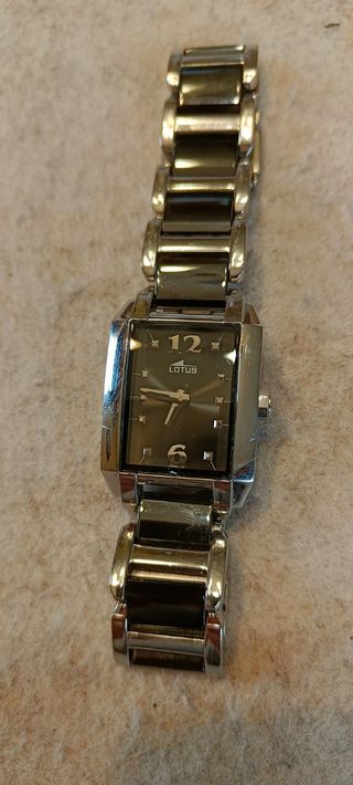 Reloj Lotus mujer negro - acero