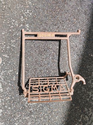Antiguo pedal Sigma máquina coser