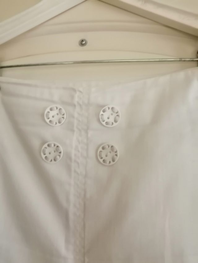 Minifalda blanca Trucco