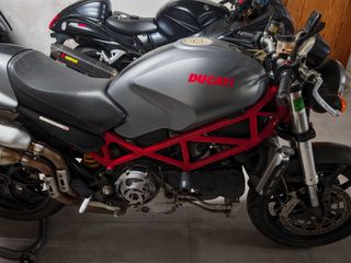 Ducati Monster S4R Testastretta