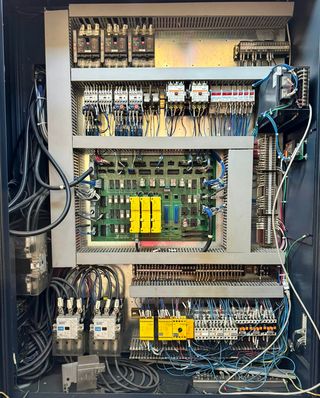 (CNC0556) Centro vertical - MATSUURA MC-800VG