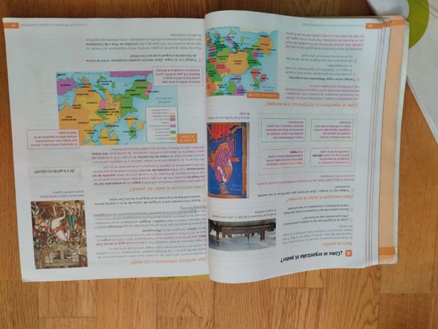 Geografía e Historia. 2 Secundaria. Revuela