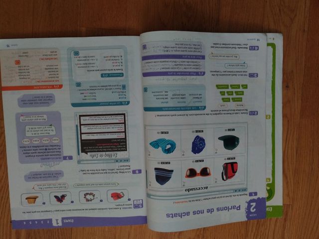 Français. 2 Secundaria. Adomania