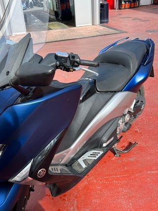 Yamaha T-Max 530 DX