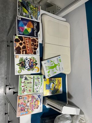 Wii blanca + 8 juegos