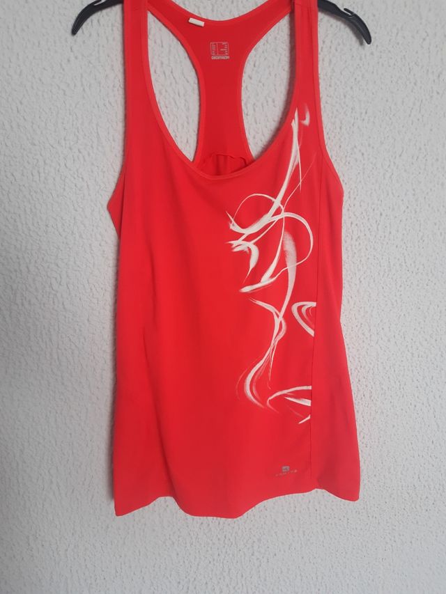 4 Camisetas deporte Decathlon