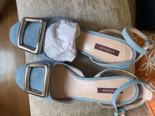 Zapatos Uterqüe hebilla azul