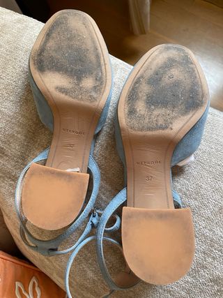 Zapatos Uterqüe hebilla azul
