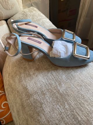Zapatos Uterqüe hebilla azul