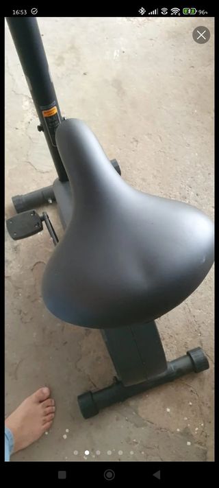 Bicicleta estática ejercicio