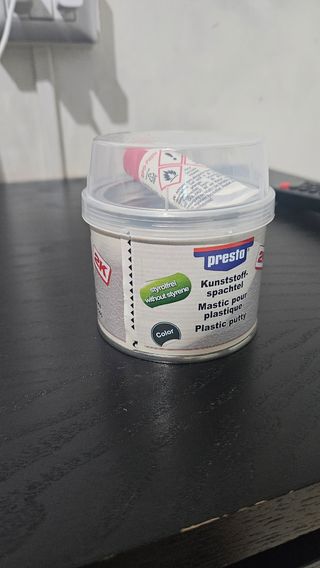 Stucco Presto 2k per plastica