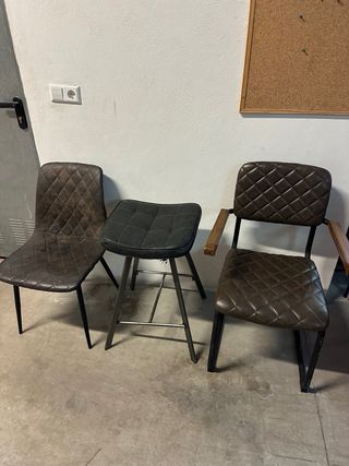 Sillas de salon y comedor.