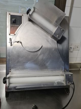 Máquina estiradora de masa