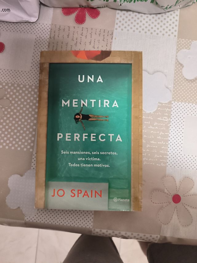 Una mentira perfecta