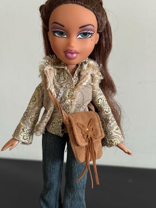 Muñeca Bratz Yasmin Completa Hippie chic 2003