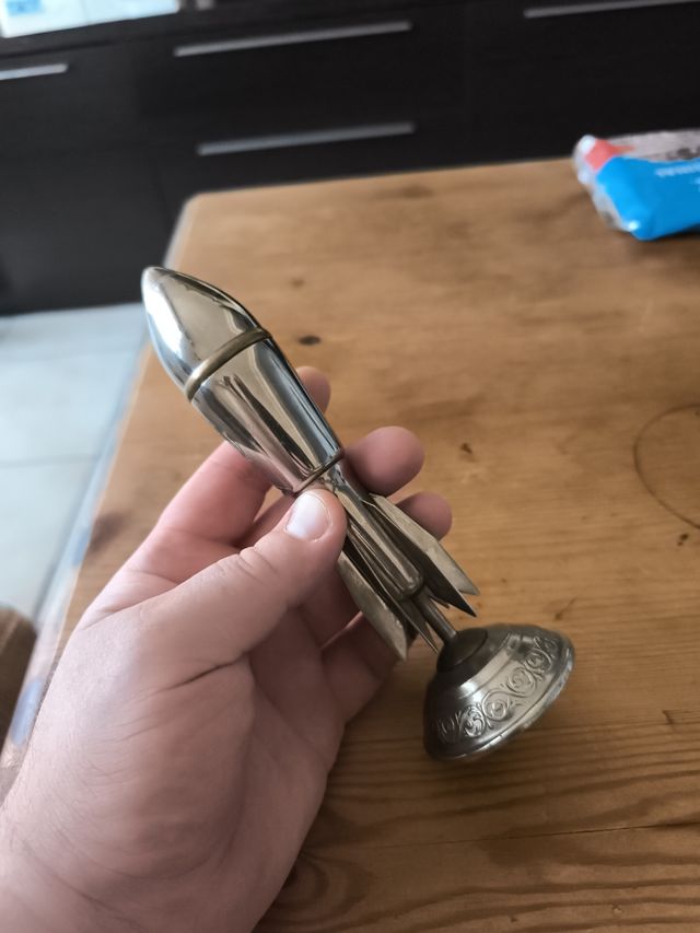 Accendino razzo vintage