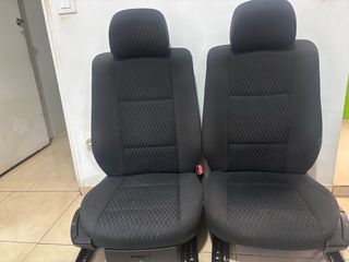 Juegos de asientos delanteros y traseros de coche