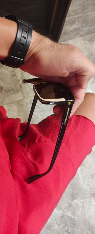 Occhiali Emporio Armani neri e marroni