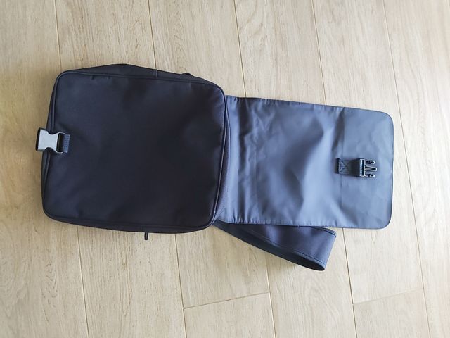 Zainetto Fahrenheit blu,nuovo mai usato.