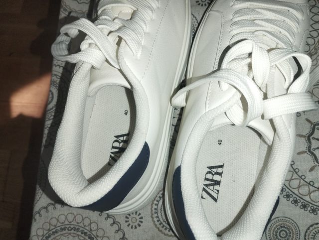 Zapatillas Zara blancas unisex talla 40