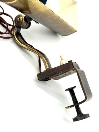 Lampada vintage da scrivania anni ’50/60 con morsetto – Funzionante