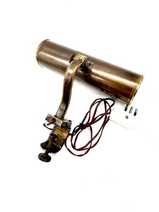 Lampada vintage da scrivania anni ’50/60 con morsetto – Funzionante