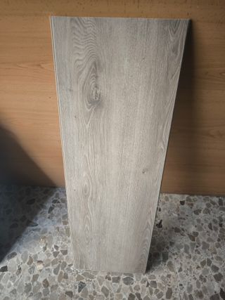 M2 Suelo laminado roble claro AC5
