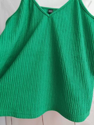 Top tirantes verde