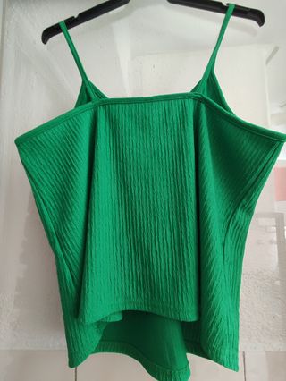 Top tirantes verde