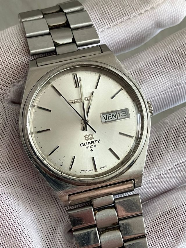 Reloj Seiko SQ 4004 cuarzo plata