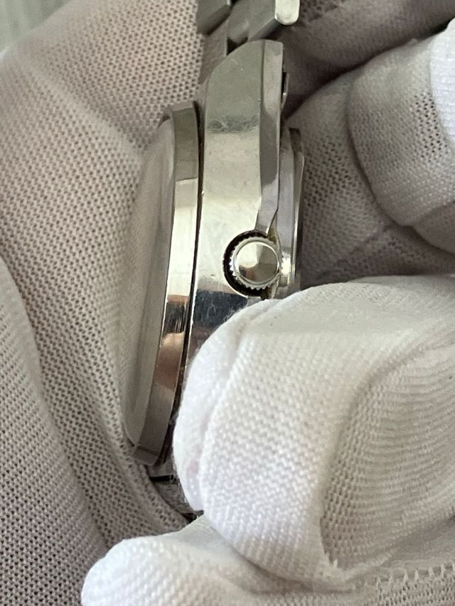 Reloj Seiko SQ 4004 cuarzo plata